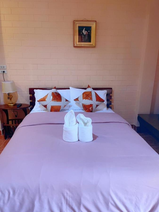 Bunraksa Resort Кампаенг Пет Екстериор снимка